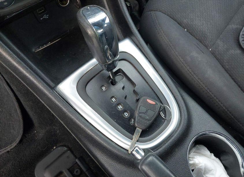 Photo 11 of 2013 Chrysler 200 TOURING (VIN 1C3CCBBB8DN600664)