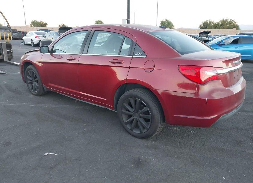 Photo 3 of 2013 Chrysler 200 TOURING (VIN 1C3CCBBB8DN600664)