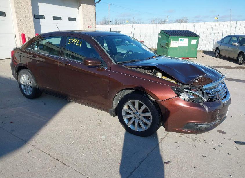 2013 Chrysler 200 TOURING (VIN 1C3CCBBB8DN617223) main photo