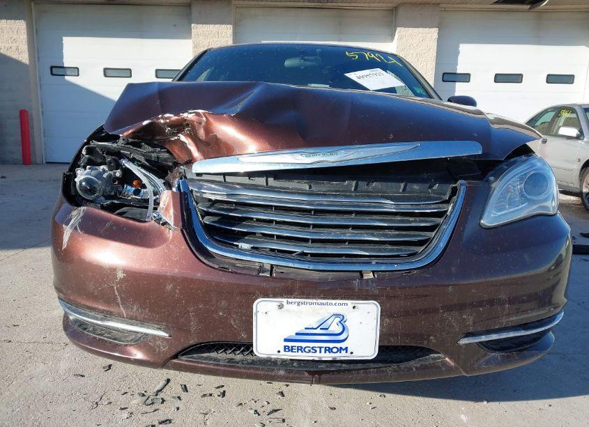 Photo 12 of 2013 Chrysler 200 TOURING (VIN 1C3CCBBB8DN617223)