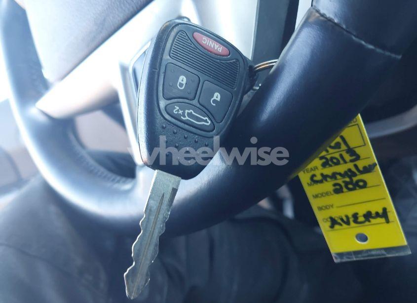 Photo 11 of 2013 Chrysler 200 TOURING (VIN 1C3CCBBB8DN636600)