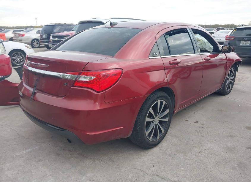 Photo 4 of 2013 Chrysler 200 TOURING (VIN 1C3CCBBB8DN679320)