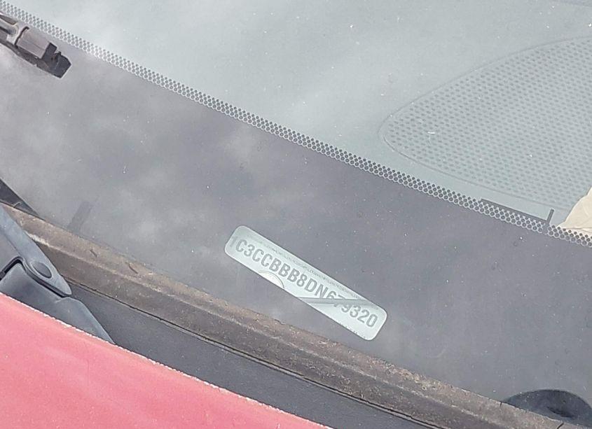 Photo 9 of 2013 Chrysler 200 TOURING (VIN 1C3CCBBB8DN679320)