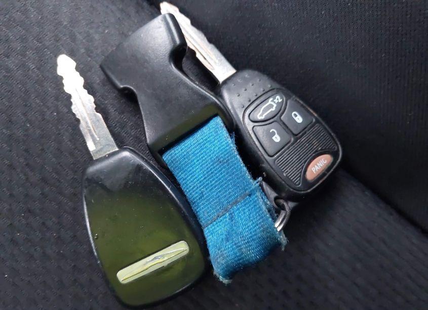 Photo 11 of 2013 Chrysler 200 TOURING (VIN 1C3CCBBB8DN695047)