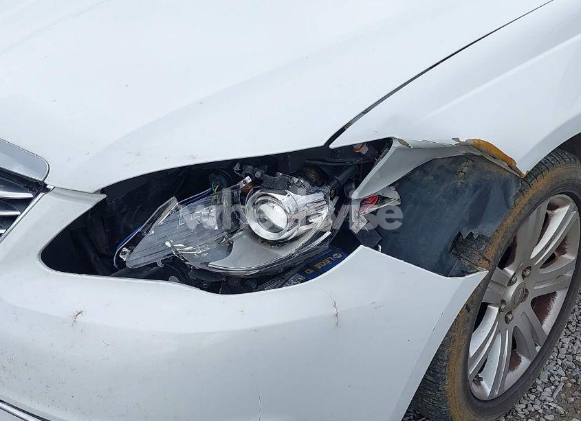 Photo 6 of 2013 Chrysler 200 TOURING (VIN 1C3CCBBB8DN701929)