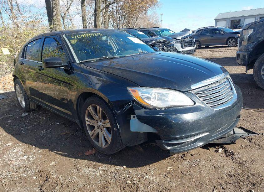 2014 Chrysler 200 TOURING (VIN 1C3CCBBB8EN119007) main photo
