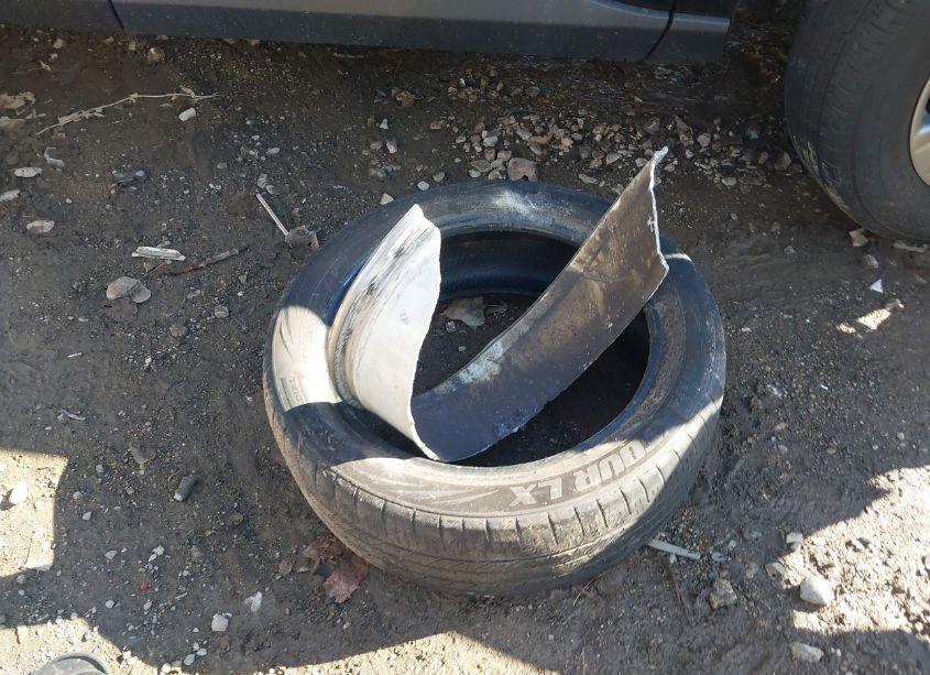 Photo 12 of 2014 Chrysler 200 TOURING (VIN 1C3CCBBB8EN119007)