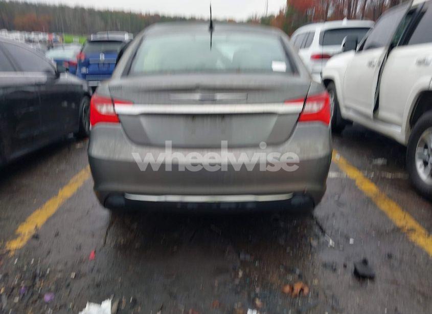 Photo 16 of 2012 Chrysler 200 TOURING (VIN 1C3CCBBB9CN120051)