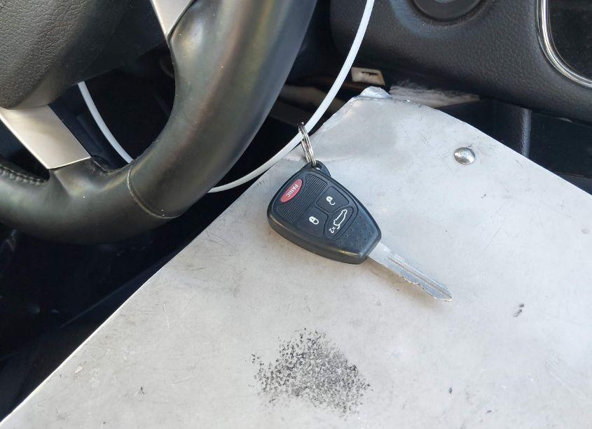 Photo 11 of 2012 Chrysler 200 TOURING (VIN 1C3CCBBB9CN172599)