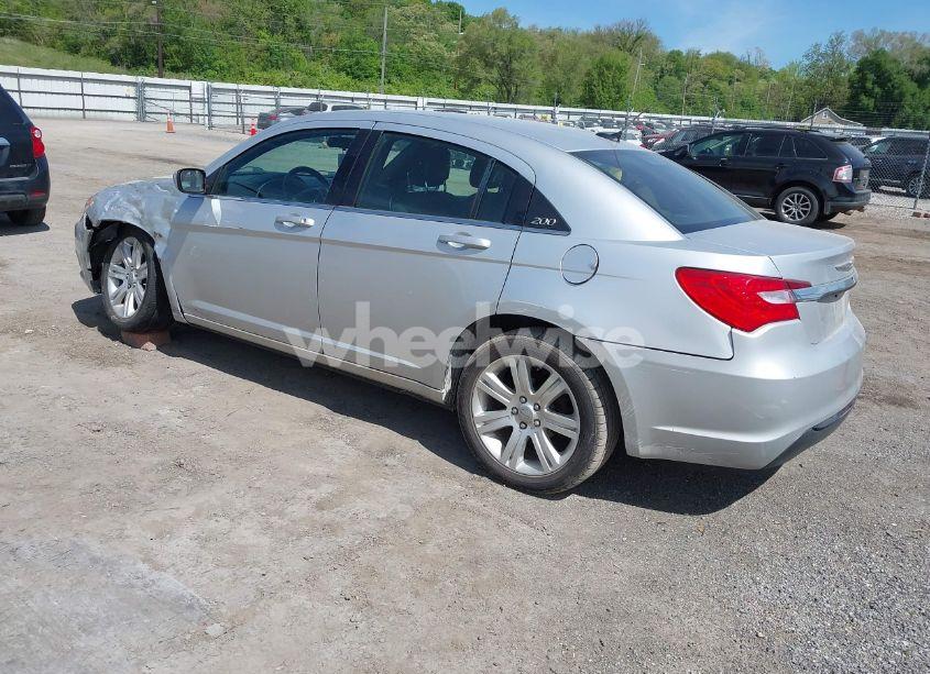 Photo 3 of 2012 Chrysler 200 TOURING (VIN 1C3CCBBB9CN176992)