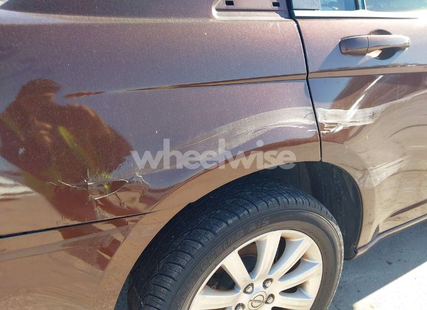 Photo 12 of 2012 Chrysler 200 TOURING (VIN 1C3CCBBB9CN236589)