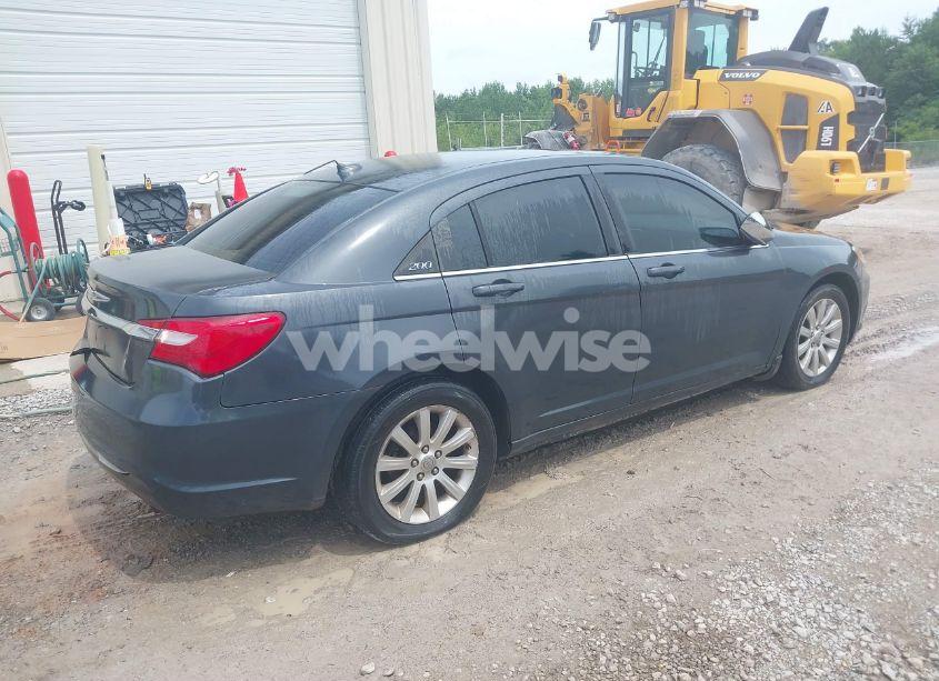 Photo 4 of 2012 Chrysler 200 TOURING (VIN 1C3CCBBB9CN302705)