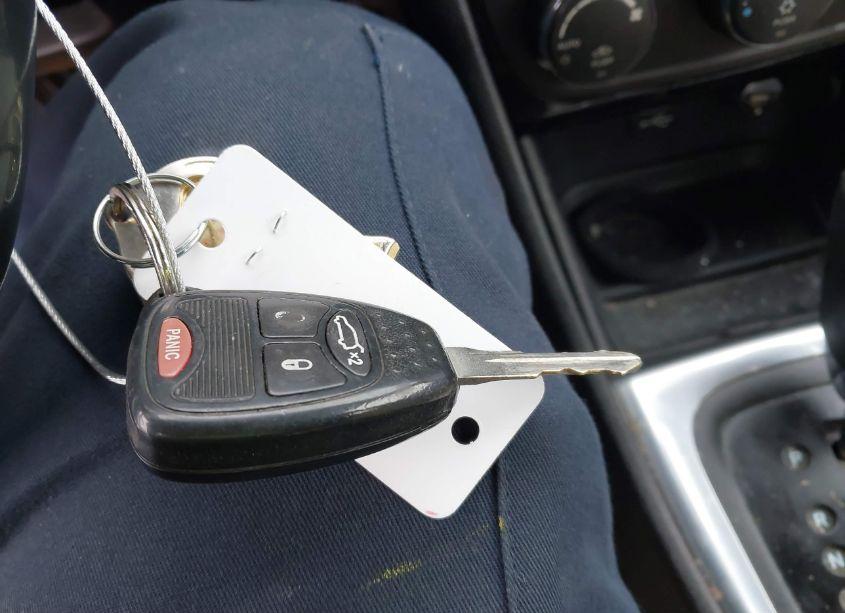 Photo 11 of 2013 Chrysler 200 TOURING (VIN 1C3CCBBB9DN593434)