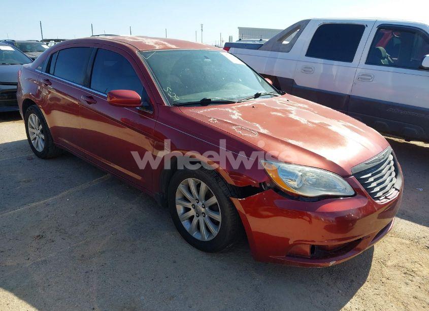 2013 Chrysler 200 TOURING (VIN 1C3CCBBB9DN598617) main photo