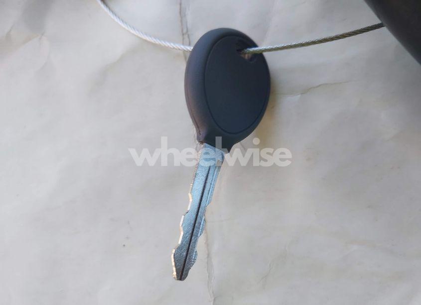 Photo 11 of 2013 Chrysler 200 TOURING (VIN 1C3CCBBB9DN598617)