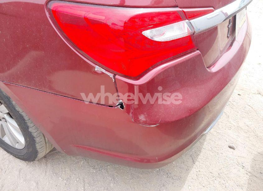 Photo 12 of 2013 Chrysler 200 TOURING (VIN 1C3CCBBB9DN598617)