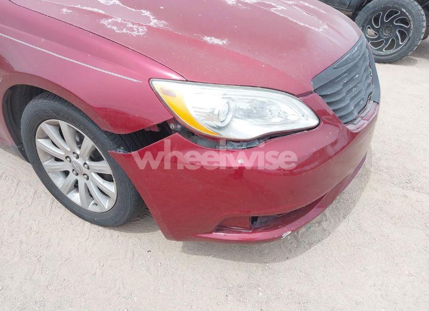 Photo 13 of 2013 Chrysler 200 TOURING (VIN 1C3CCBBB9DN598617)