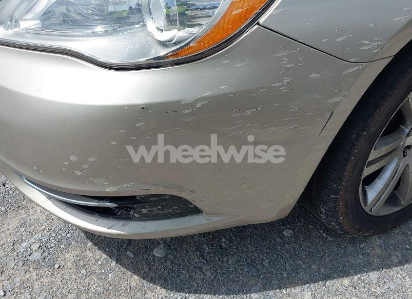 Photo 12 of 2013 Chrysler 200 TOURING (VIN 1C3CCBBB9DN632877)