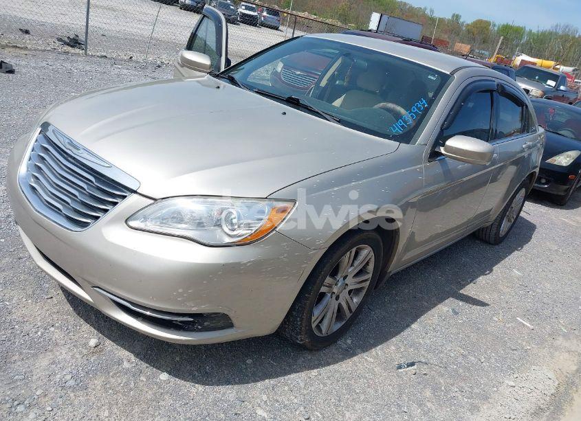 Photo 2 of 2013 Chrysler 200 TOURING (VIN 1C3CCBBB9DN632877)