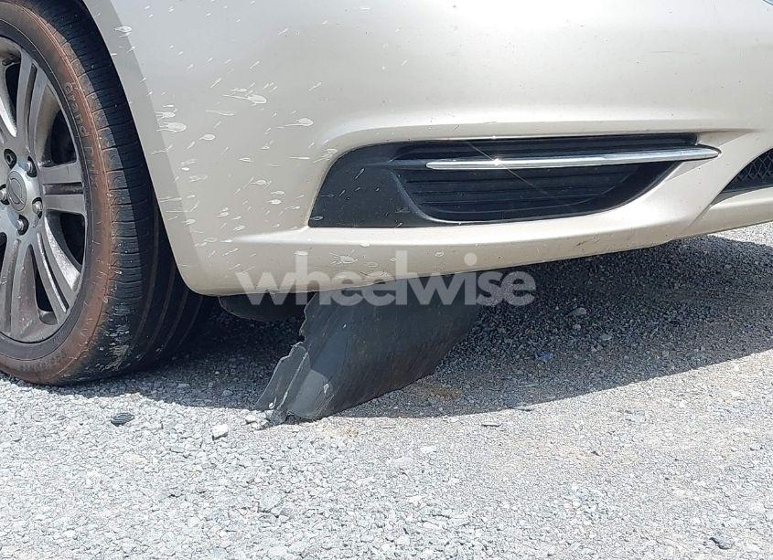 Photo 6 of 2013 Chrysler 200 TOURING (VIN 1C3CCBBB9DN632877)