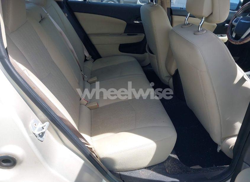 Photo 8 of 2013 Chrysler 200 TOURING (VIN 1C3CCBBB9DN632877)