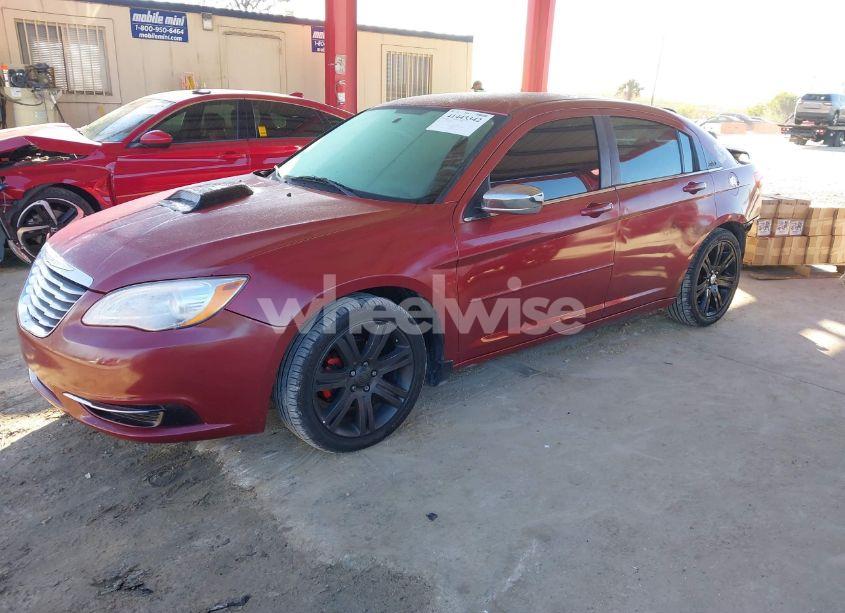 Photo 2 of 2013 Chrysler 200 TOURING (VIN 1C3CCBBB9DN656628)