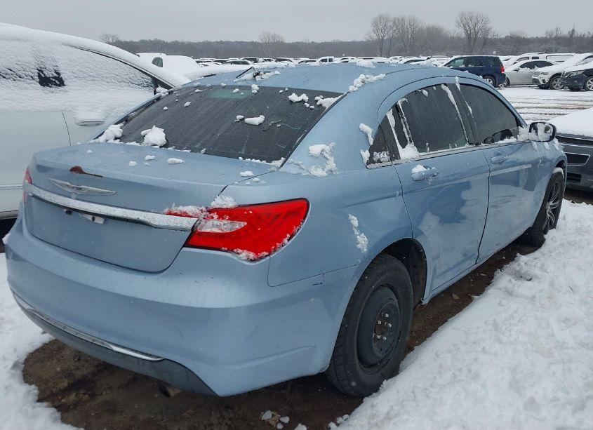 Photo 4 of 2013 Chrysler 200 TOURING (VIN 1C3CCBBB9DN679407)