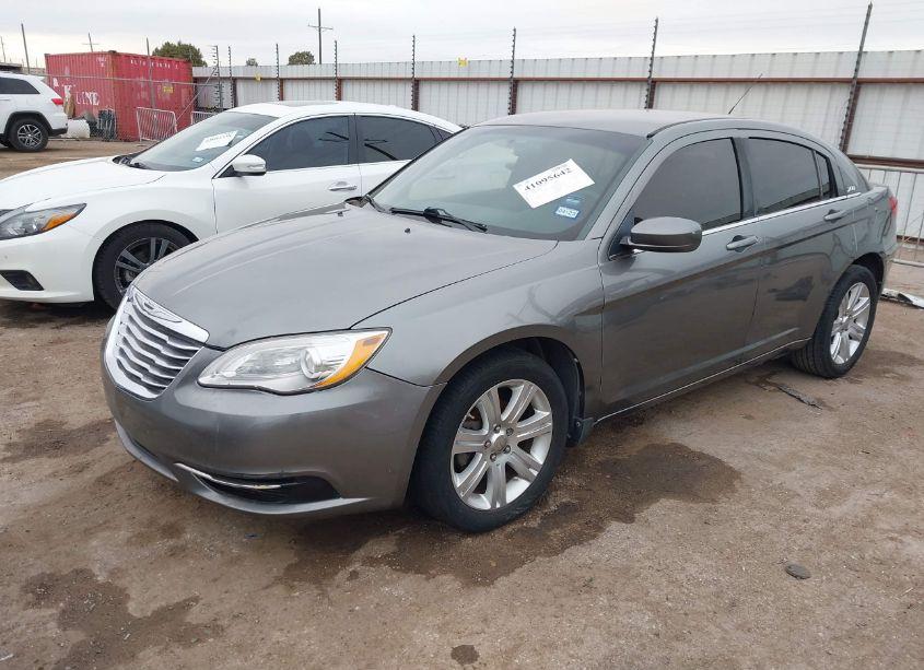 Photo 2 of 2013 Chrysler 200 TOURING (VIN 1C3CCBBB9DN734681)