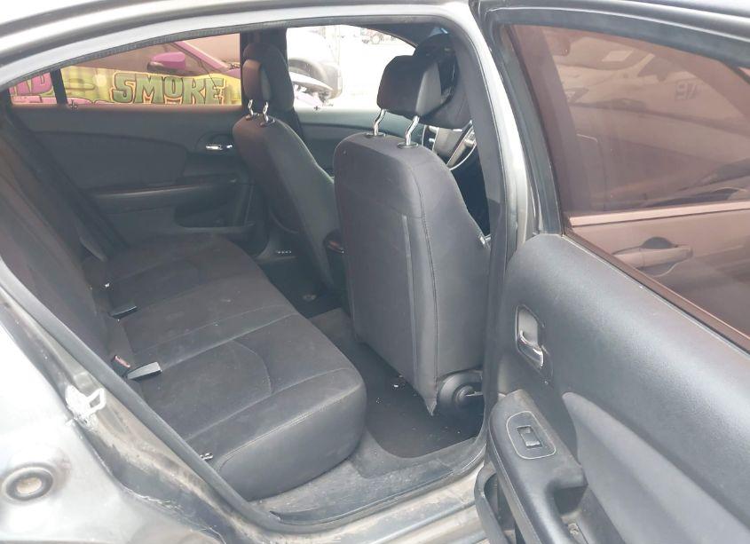 Photo 8 of 2013 Chrysler 200 TOURING (VIN 1C3CCBBB9DN734681)