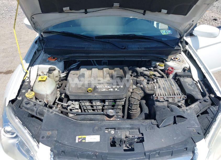 Photo 10 of 2014 Chrysler 200 TOURING (VIN 1C3CCBBB9EN183489)