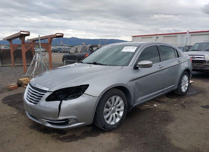 Photo 2 of 2014 Chrysler 200 TOURING (VIN 1C3CCBBB9EN192788)