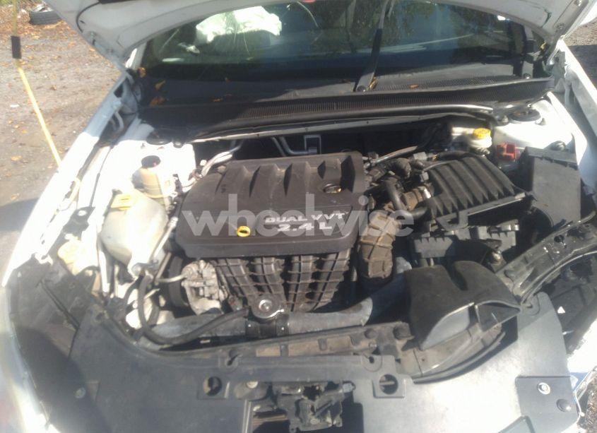 Photo 10 of 2012 Chrysler 200 TOURING (VIN 1C3CCBBBXCN114100)