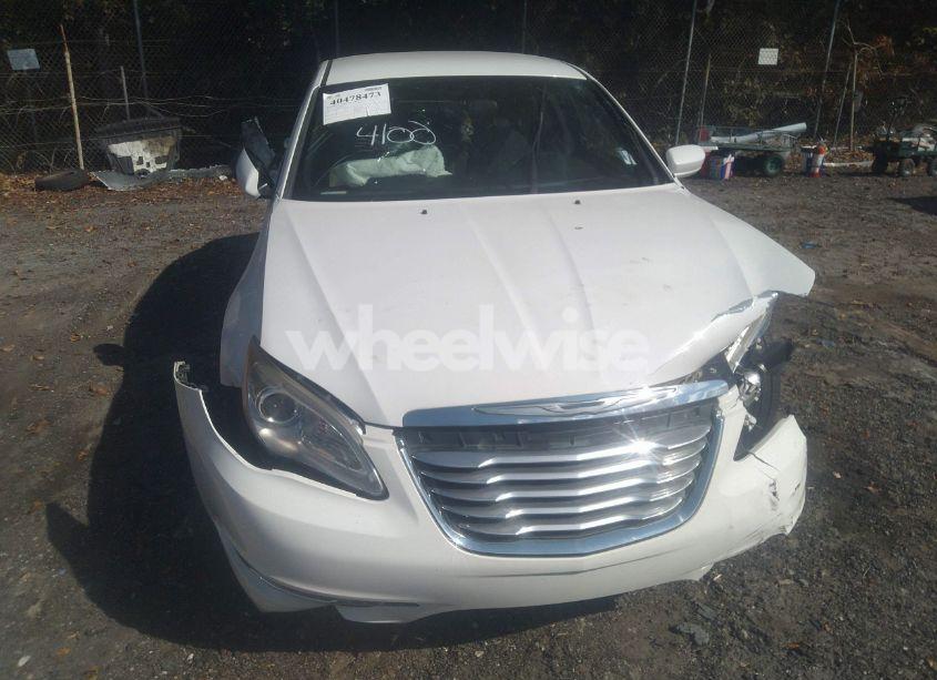 Photo 12 of 2012 Chrysler 200 TOURING (VIN 1C3CCBBBXCN114100)