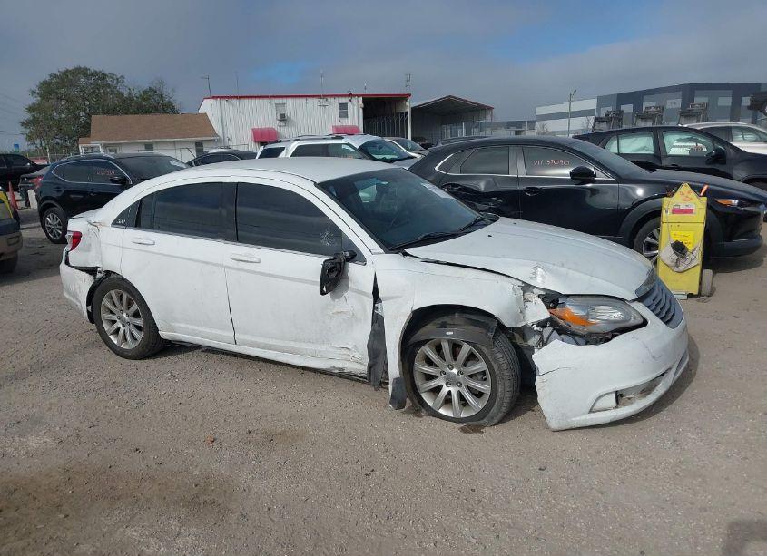Photo 12 of 2012 Chrysler 200 TOURING (VIN 1C3CCBBBXCN125260)
