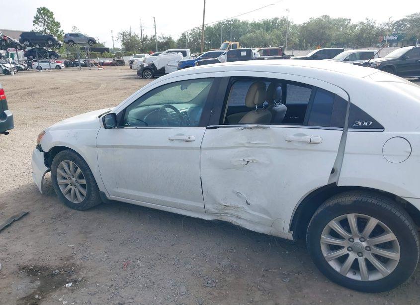 Photo 6 of 2012 Chrysler 200 TOURING (VIN 1C3CCBBBXCN125260)