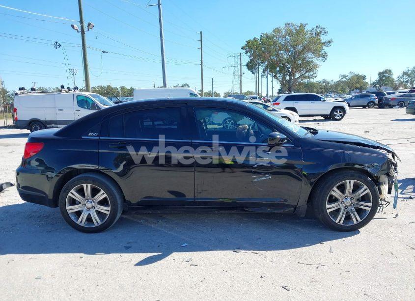 Photo 13 of 2012 Chrysler 200 TOURING (VIN 1C3CCBBBXCN131222)