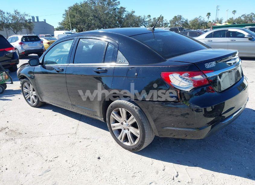 Photo 3 of 2012 Chrysler 200 TOURING (VIN 1C3CCBBBXCN131222)