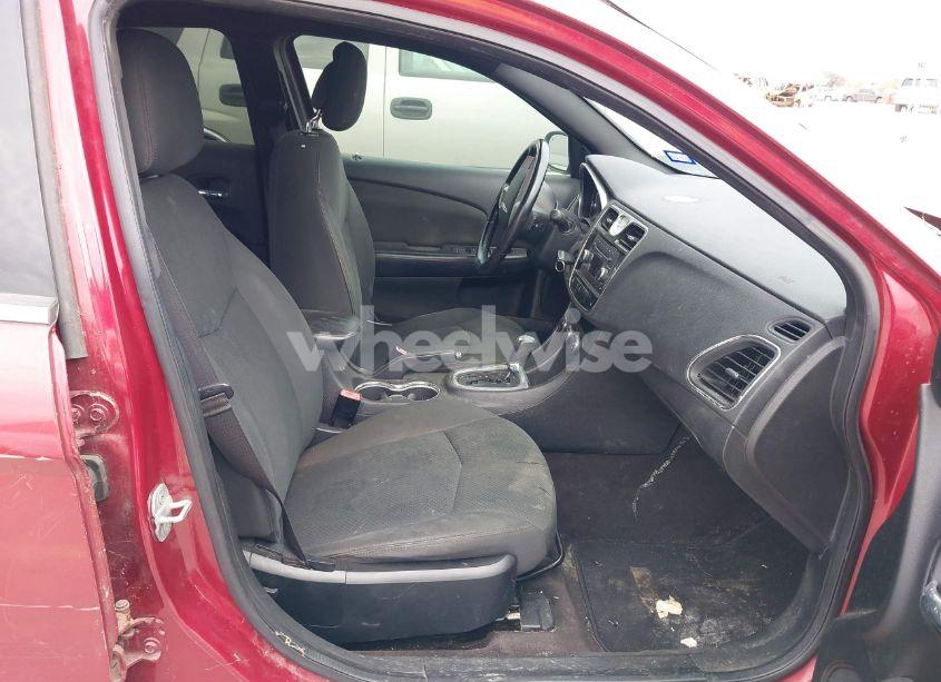 Photo 5 of 2012 Chrysler 200 TOURING (VIN 1C3CCBBBXCN166648)