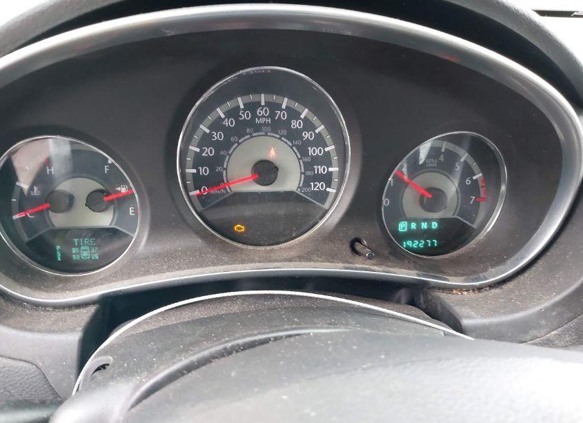 Photo 7 of 2012 Chrysler 200 TOURING (VIN 1C3CCBBBXCN288099)