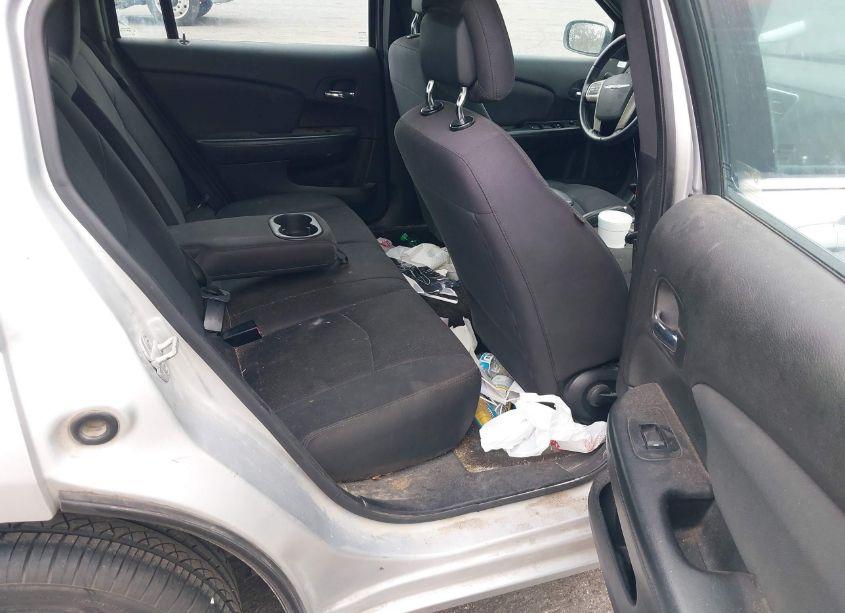 Photo 8 of 2012 Chrysler 200 TOURING (VIN 1C3CCBBBXCN288099)