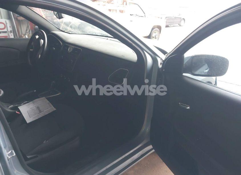 Photo 5 of 2013 Chrysler 200 TOURING (VIN 1C3CCBBBXDN547319)