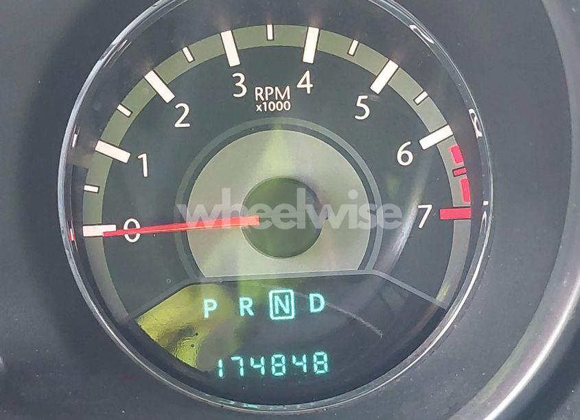 Photo 7 of 2013 Chrysler 200 TOURING (VIN 1C3CCBBBXDN547319)