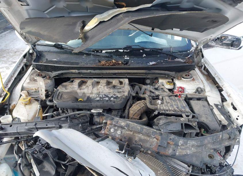 Photo 10 of 2013 Chrysler 200 TOURING (VIN 1C3CCBBBXDN580367)