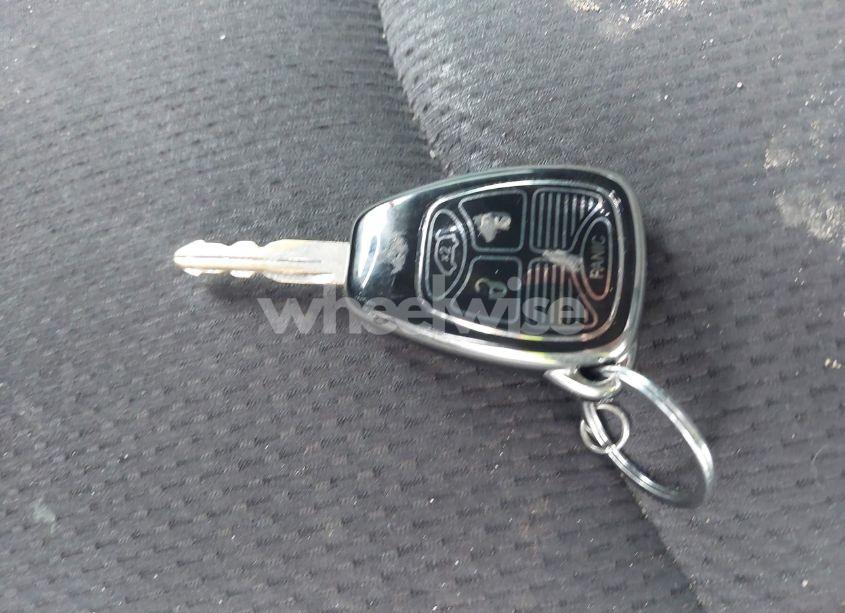 Photo 11 of 2013 Chrysler 200 TOURING (VIN 1C3CCBBBXDN585715)