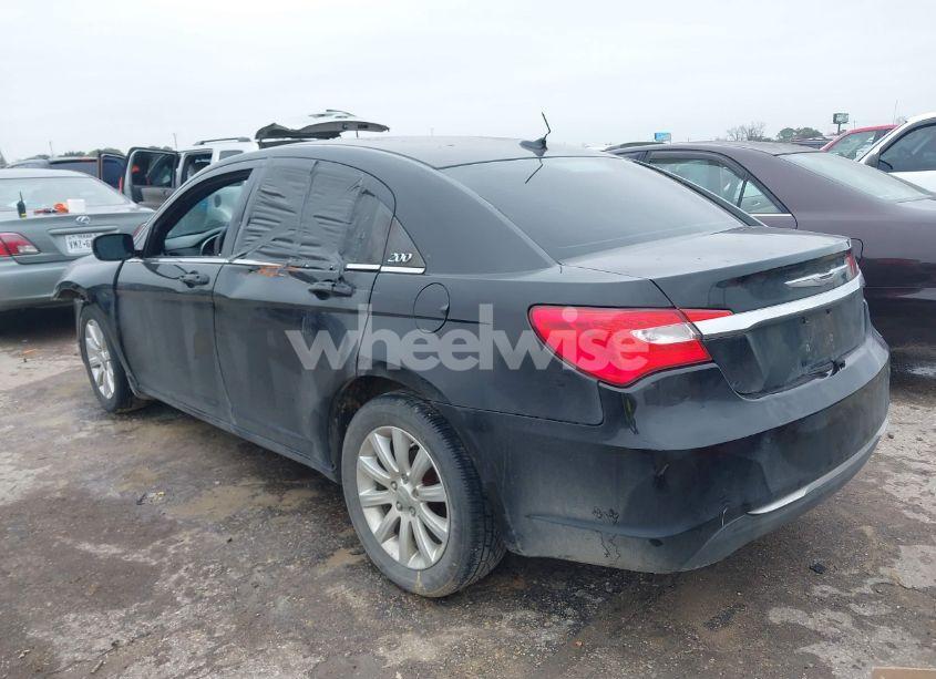 Photo 3 of 2013 Chrysler 200 TOURING (VIN 1C3CCBBBXDN585715)