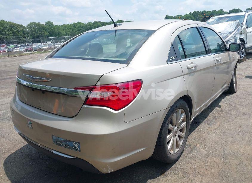 Photo 4 of 2013 Chrysler 200 TOURING (VIN 1C3CCBBBXDN594916)