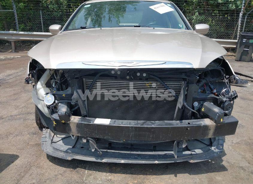 Photo 6 of 2013 Chrysler 200 TOURING (VIN 1C3CCBBBXDN594916)