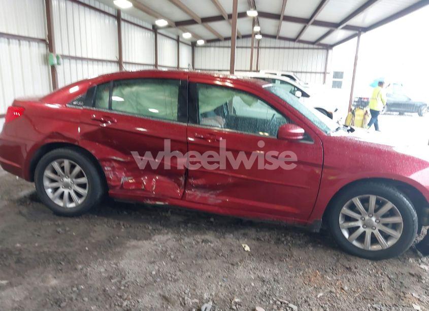 Photo 6 of 2013 Chrysler 200 TOURING (VIN 1C3CCBBBXDN603890)