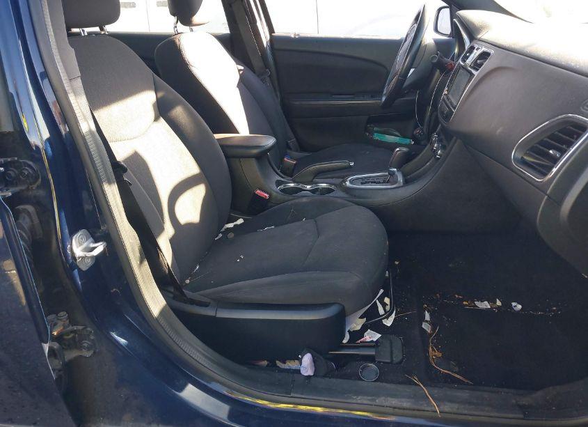 Photo 5 of 2013 Chrysler 200 TOURING (VIN 1C3CCBBBXDN611794)