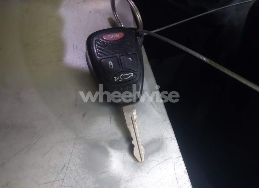 Photo 11 of 2013 Chrysler 200 TOURING (VIN 1C3CCBBBXDN656735)